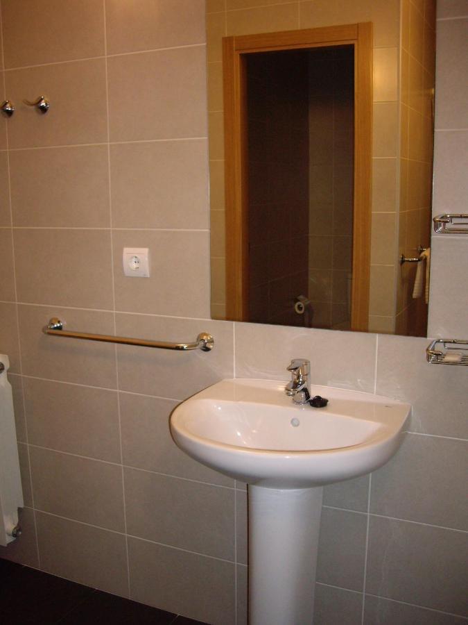 Albergue Francisco Giner De Los Rios Villablino Ruang foto